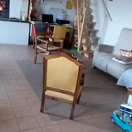 Maison De Independante Avec Jardin, Bbq, Ping-pong Et Petite Piscine, Adaptee Pour Enfants - Fr-1-410-134 *